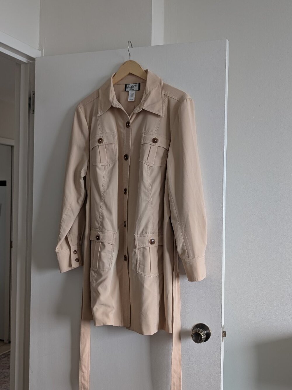 Vintage Mary Mcfadden beige safari trench jacket. 16W